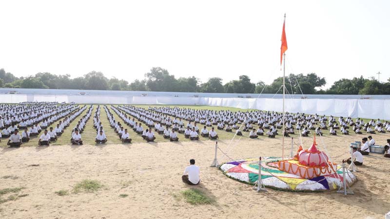 हमें छुआछूत के भाव को पूरी तरह मिटा देना है: डॉ भागवत 